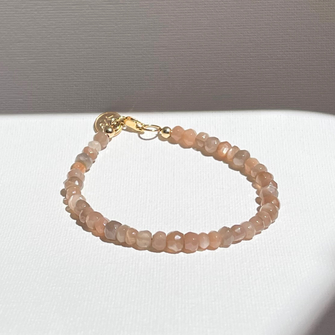 MIA | COFFEE MOONSTONE BRACELET