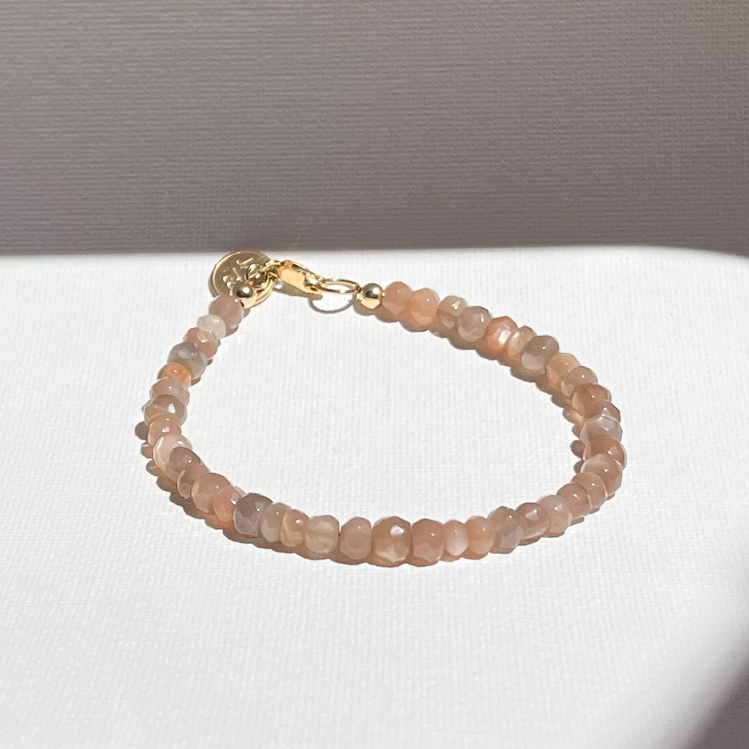 MIA     |    COFFEE MOONSTONE BRACELET