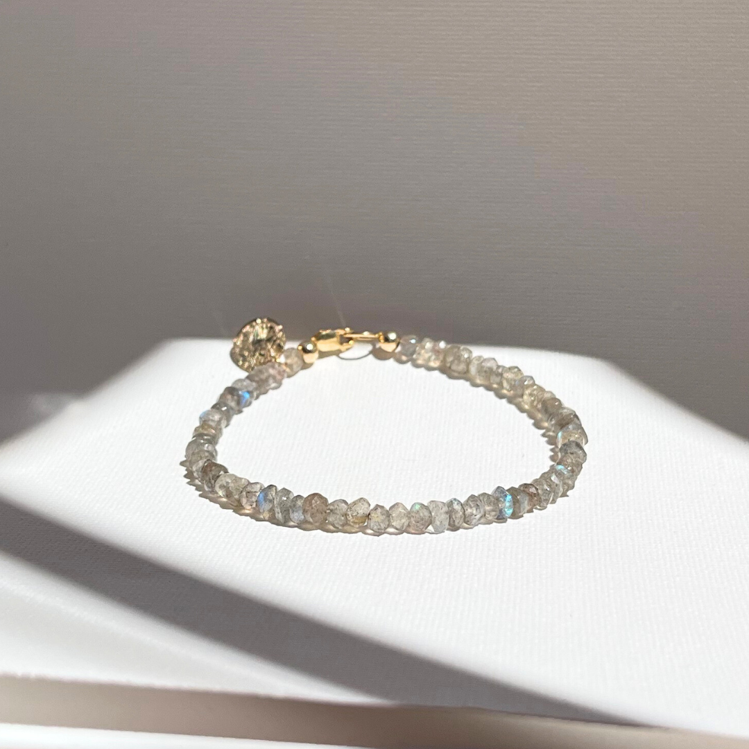 MIA | LABRADORITE BRACELET