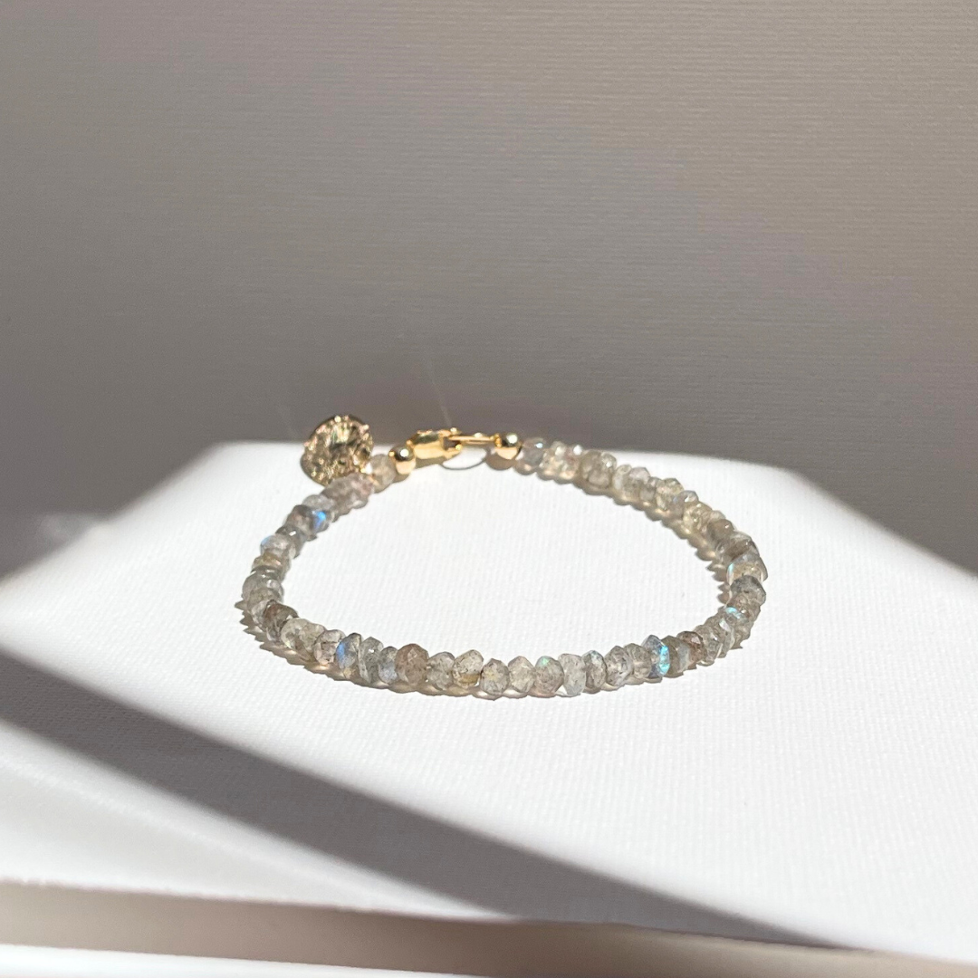 MIA      |    LABRADORITE BRACELET